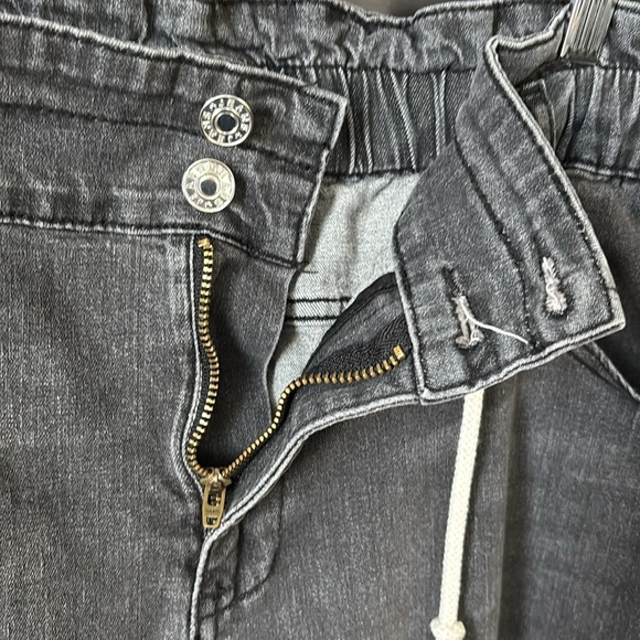 Women's Black High Rise Wide Leg Jeans - Picture 4 of 13